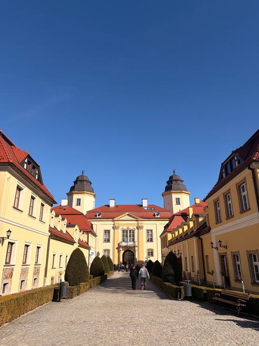 敏實科大學海築夢學生波蘭敏實廠實習心得分享-智工一年級黃文炘_2圖片